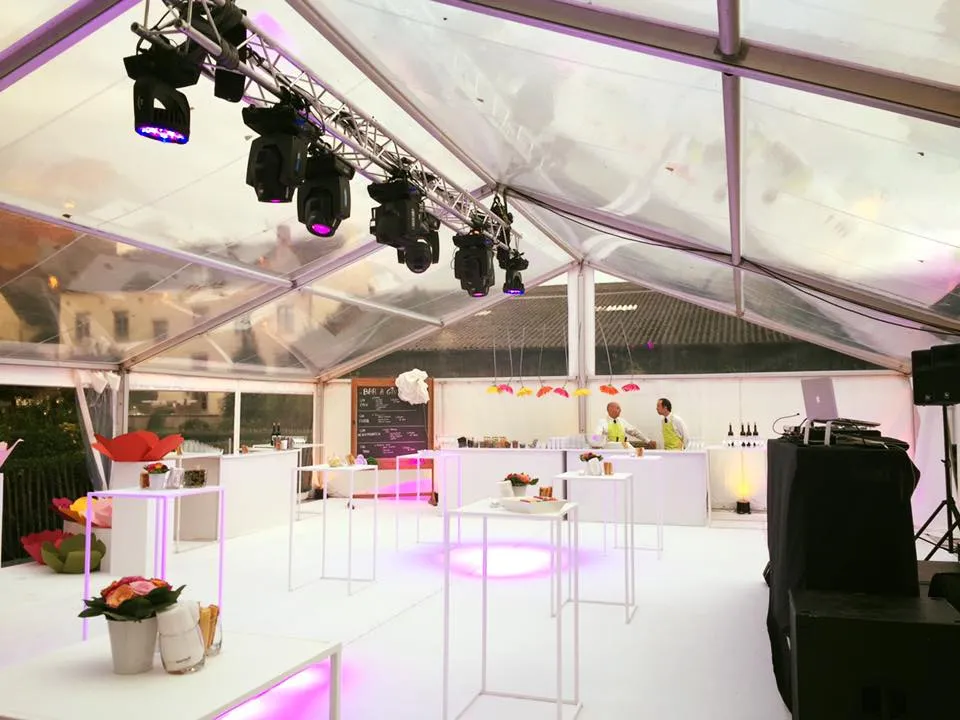 Tente 10m x 15m transparente - 150m&sup2;