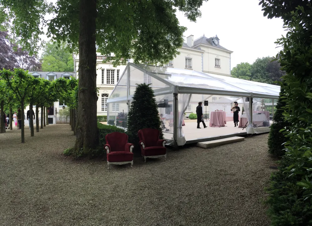 Tente 10m x 20m transparente - 200m&sup2;