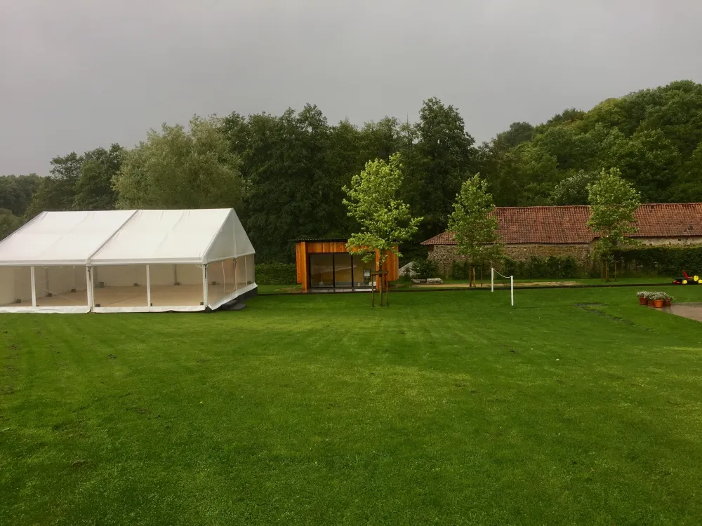 Tente 12m x 10m - 120m&sup2;