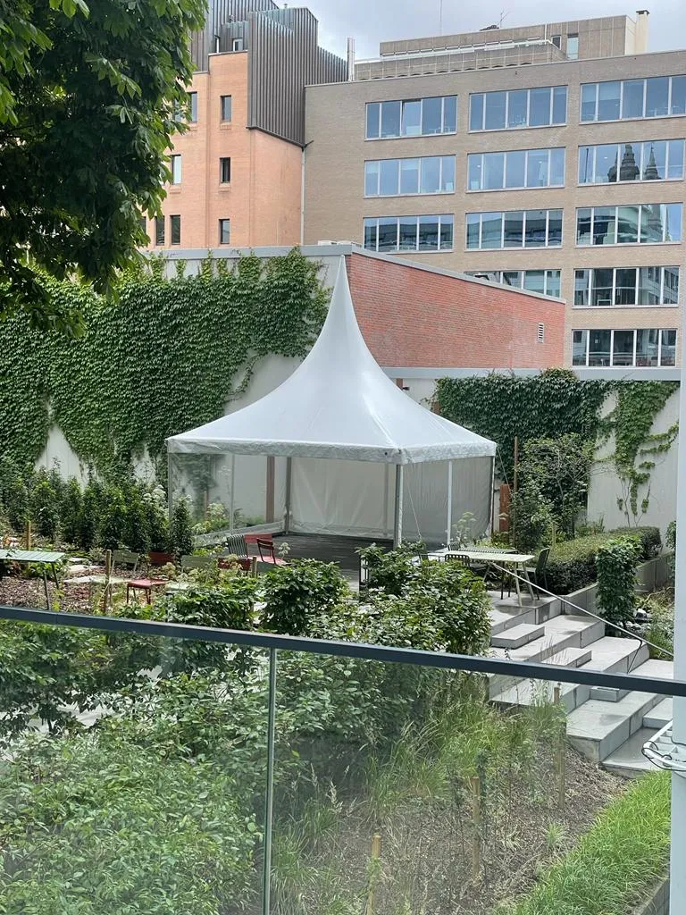 Pagode carr&eacute;e - 25m&sup2;