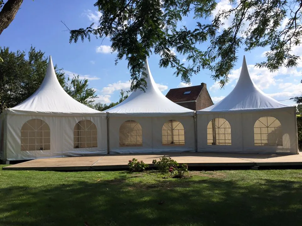 Pagode carr&eacute;e - 25m&sup2;